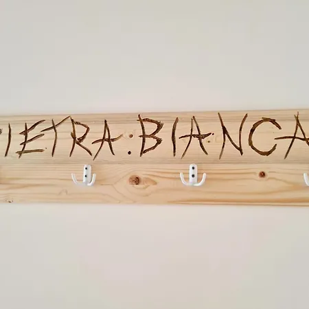 Pietra Bianca דירה לצ'ה